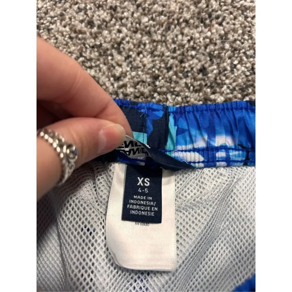 ‼️sale‼️Lands end swim trunks size 4/5 C33-33